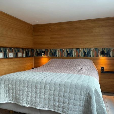Luxury Studio On Robs Houseboat Special For Couples Amsterdam Eksteriør billede