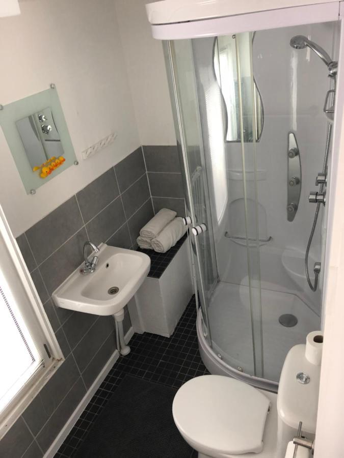 Luxury Studio On Robs Houseboat Special For Couples Amsterdam Eksteriør billede
